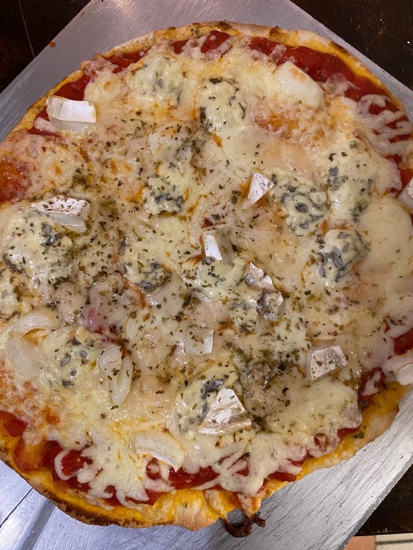 Pizza pate fine bordeaux centre