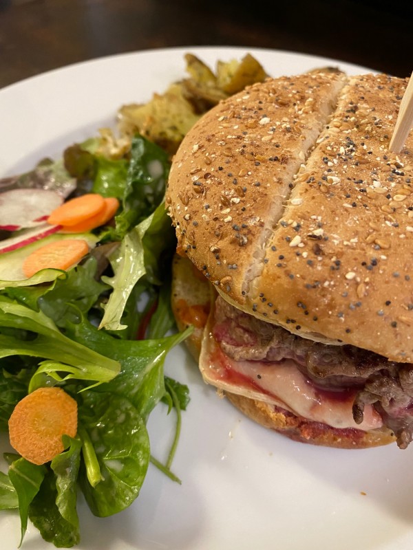 Manger un burger restaurant Bordeaux centre proche cathédrale